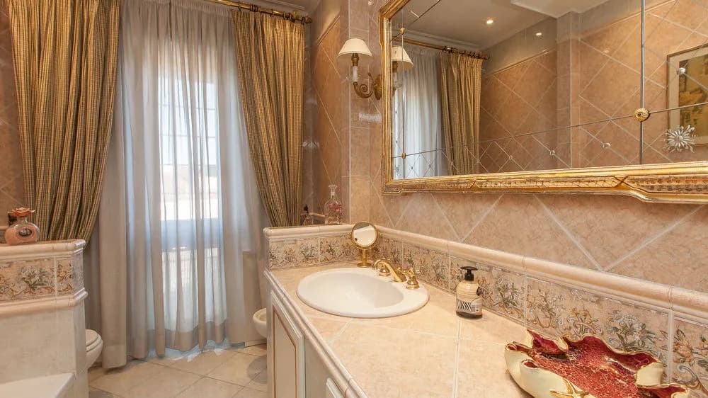 Vatican Apartments - photo 22