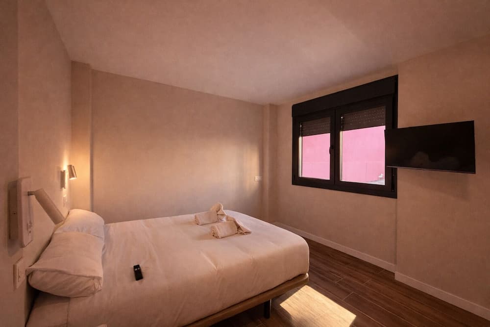 Hostal Bernabeu 2 - photo 8
