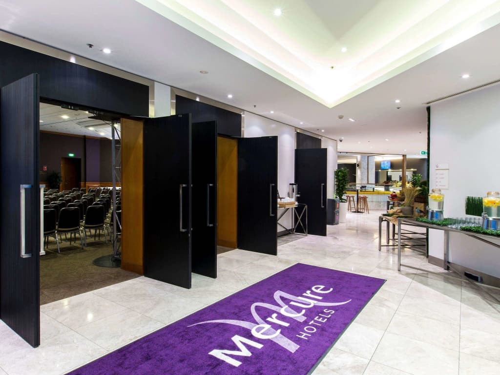 Novotel Sydney International Airport Hotel - photo 14
