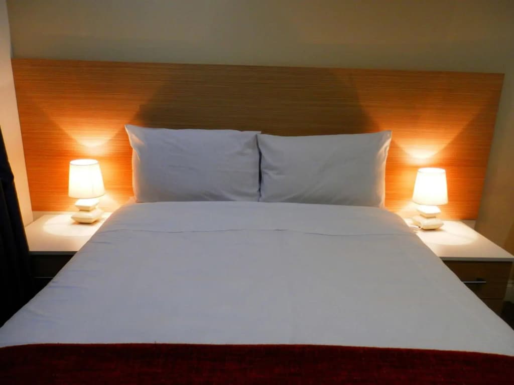 Heathrow Traveller B&B - photo 7