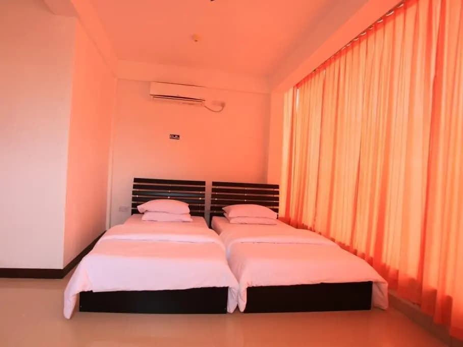 Mulah Surf Camp - photo 2