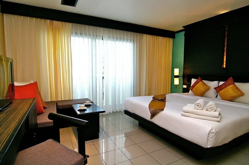 Rattana Beach Hotel - photo 7
