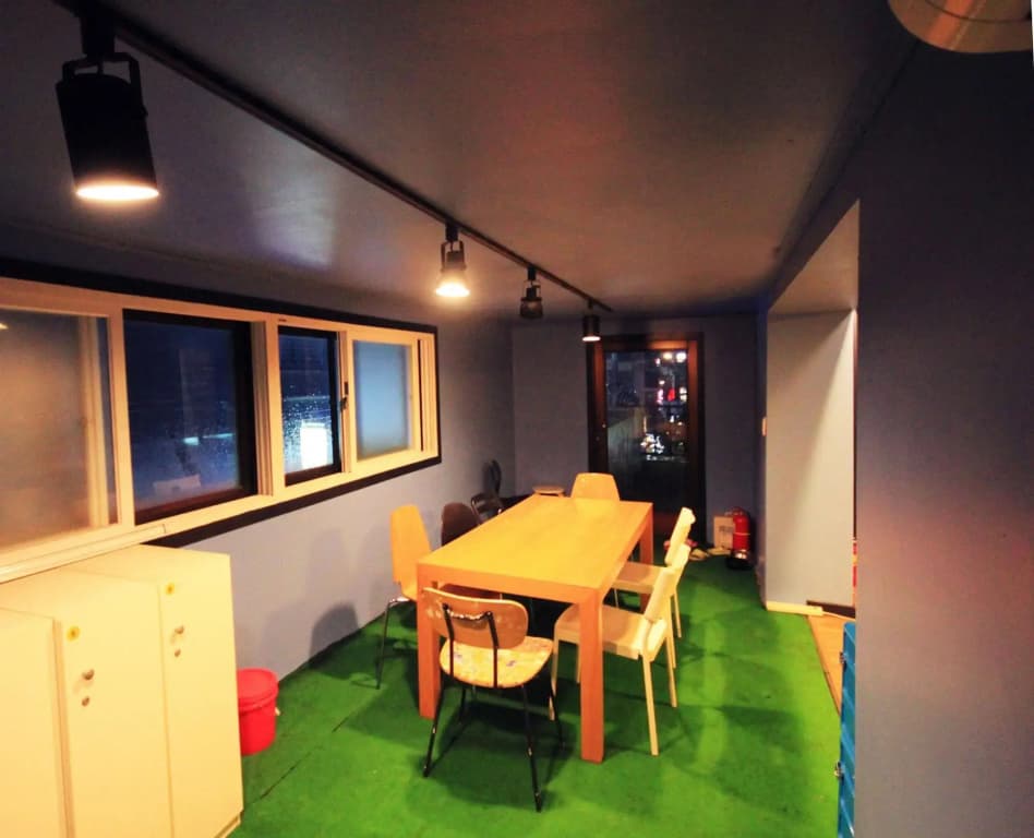The One Hostel Hongdae - photo 14