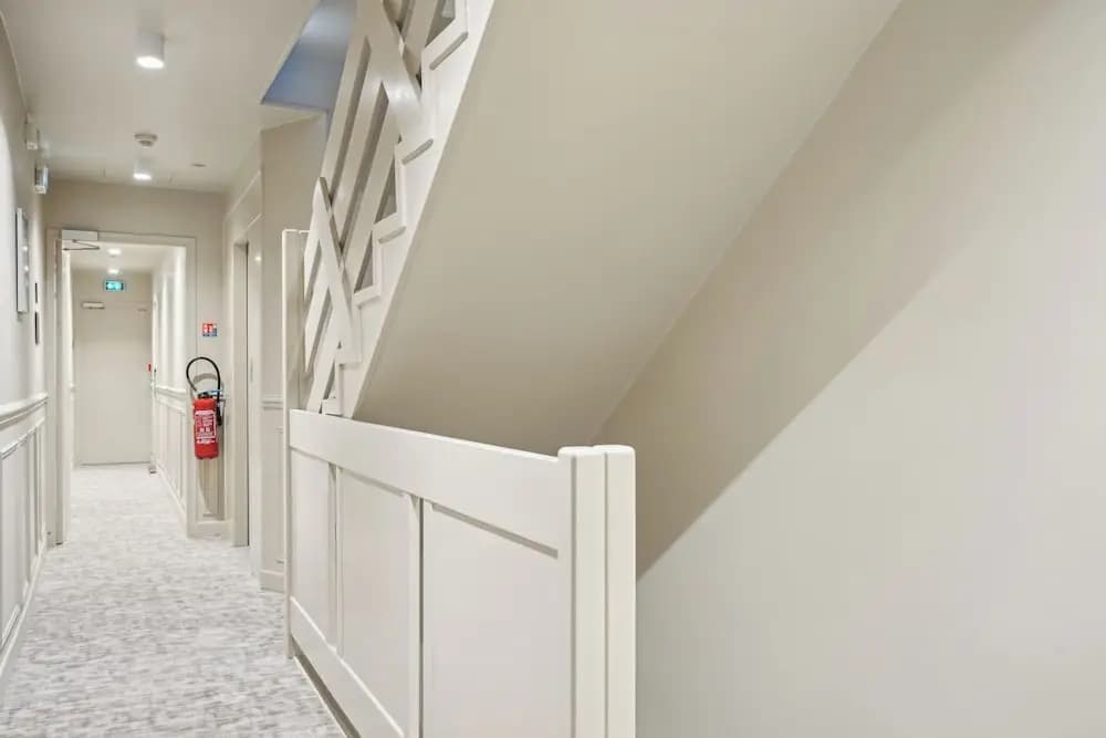 Hotel Clemence - photo 12