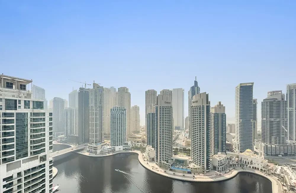 WelHome - Stunning High-Rise with Canal View Near MarinaMall - photo 9