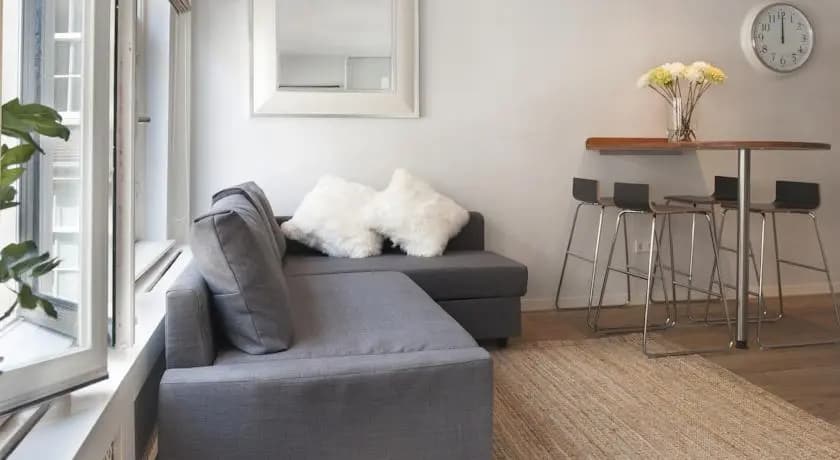 Downtown Apartment - photo 9
