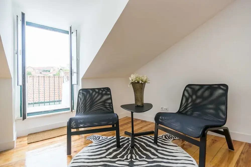 Comfortable and Trendy Lisbon Apartment - photo 6