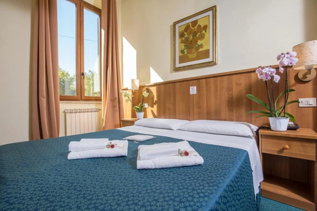 Hotel Trastevere - photo 27