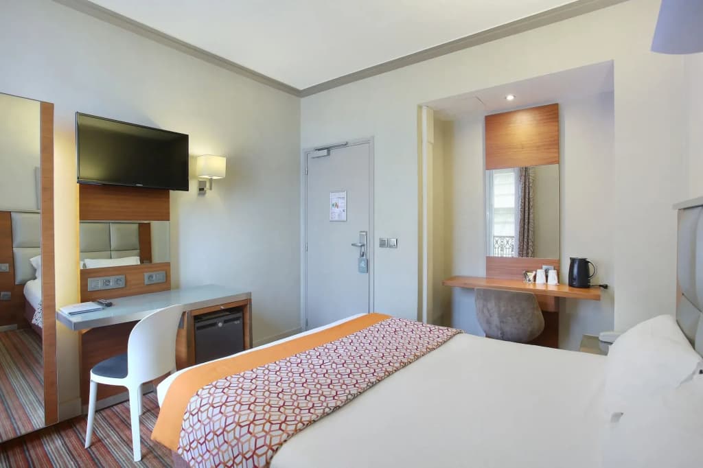 Hotel Berne Opera - photo 3