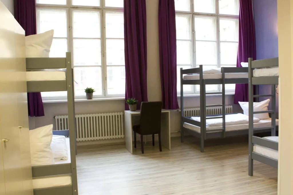 PLUS BERLIN Hotel & Hostel - photo 5