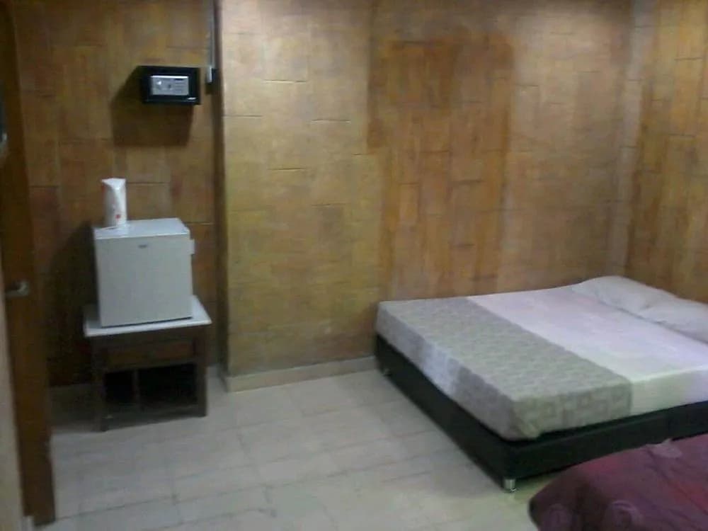 Cabana Guest House - photo 2