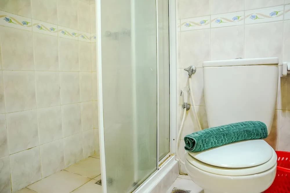 Best Location Taman Anggrek Apartment - photo 7