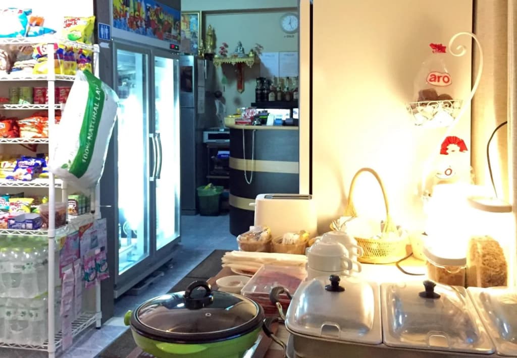 Aromdee Apartment - photo 11