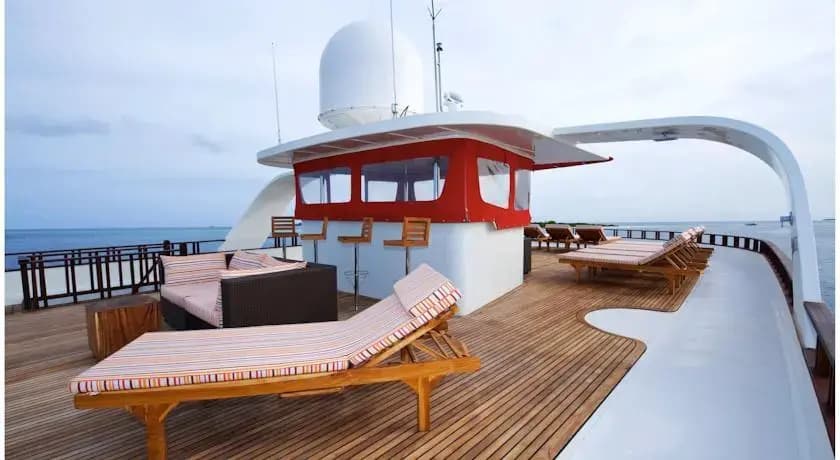 Theia Liveaboard - photo 9