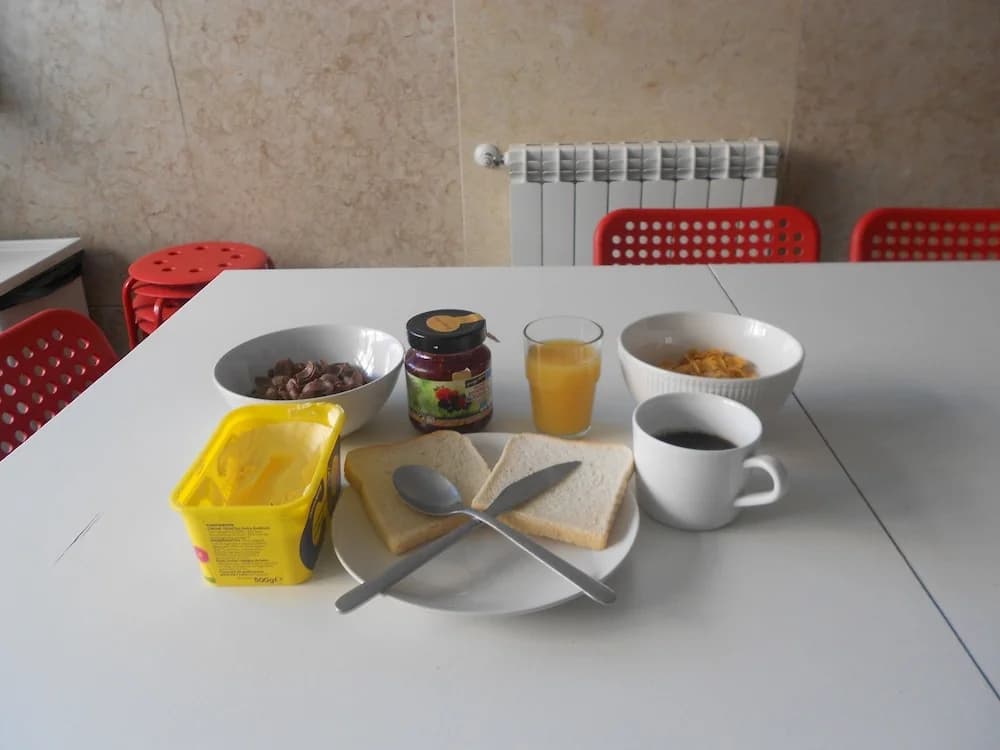 Lisbon Top Hostel - photo 12