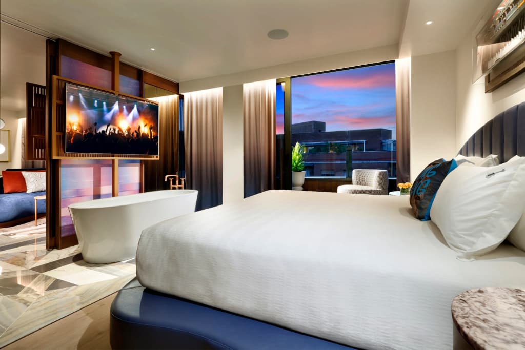 Hard Rock Hotel Madrid - photo 3