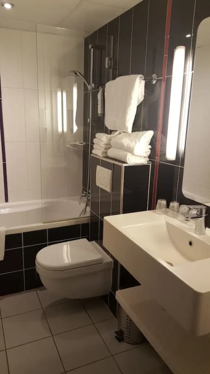 ibis Styles Paris Pigalle Montmartre - photo 9