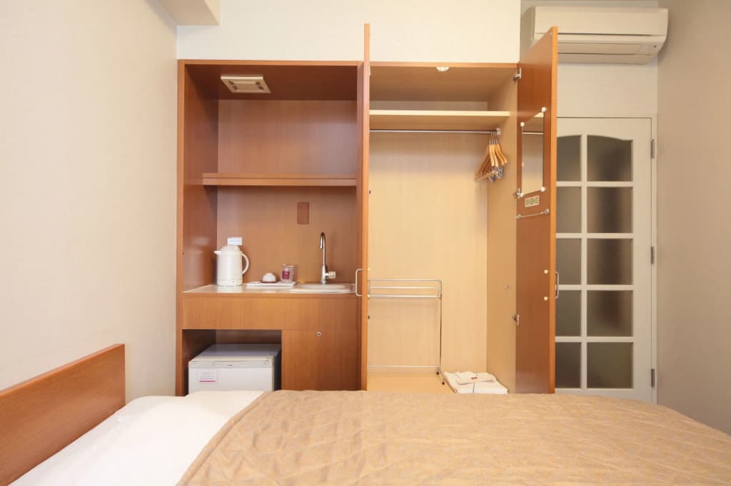 Kishibe Station Hotel - photo 7