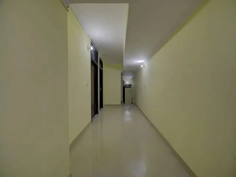 Kamal Palace By OYO Rooms - photo 11