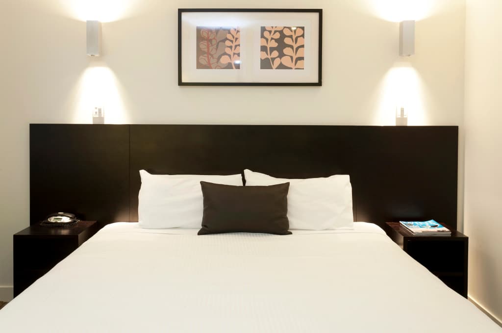 Causeway 353 Hotel - photo 8
