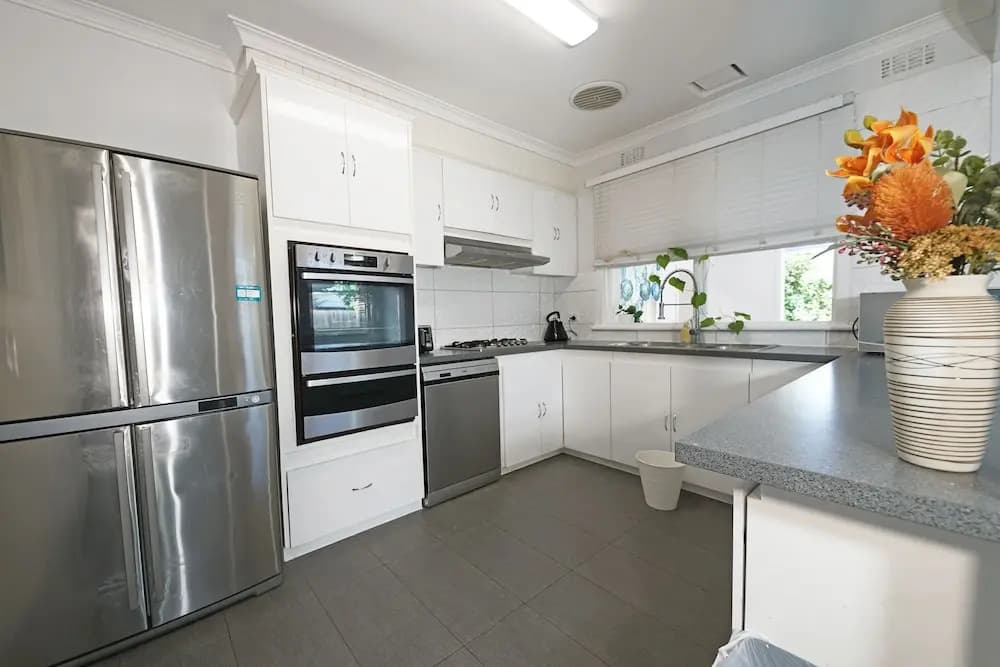 Bayside 4-BRM Home near Mentone - photo 15
