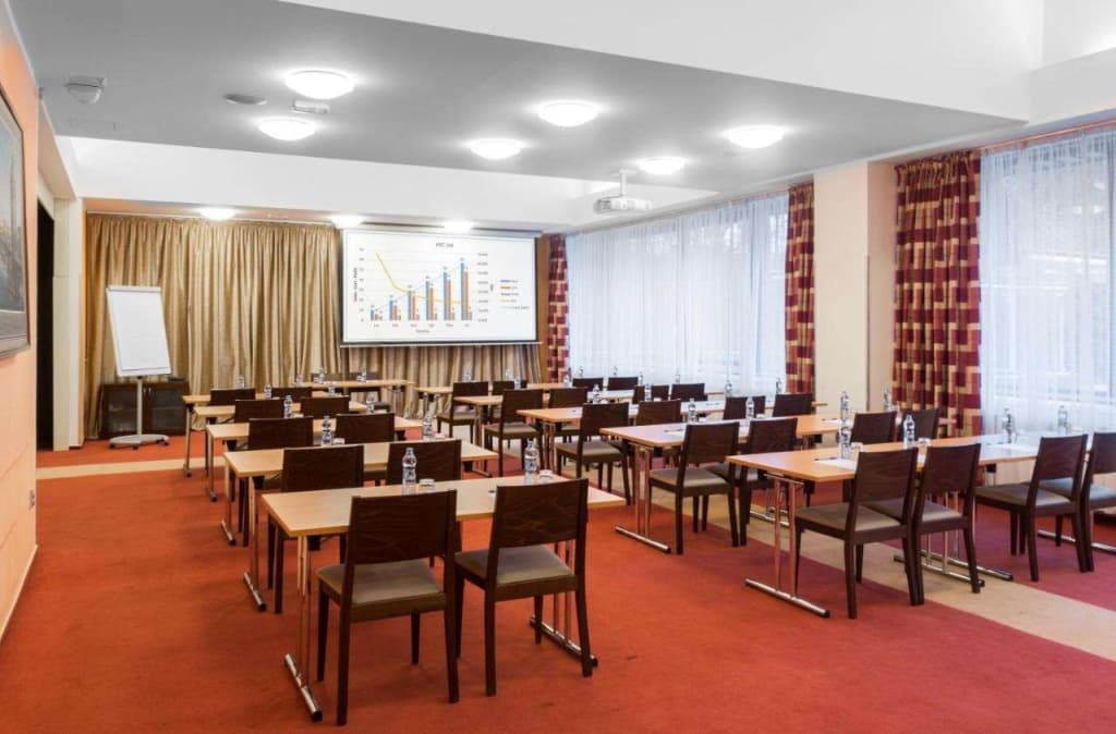 Hotel Globus - photo 19
