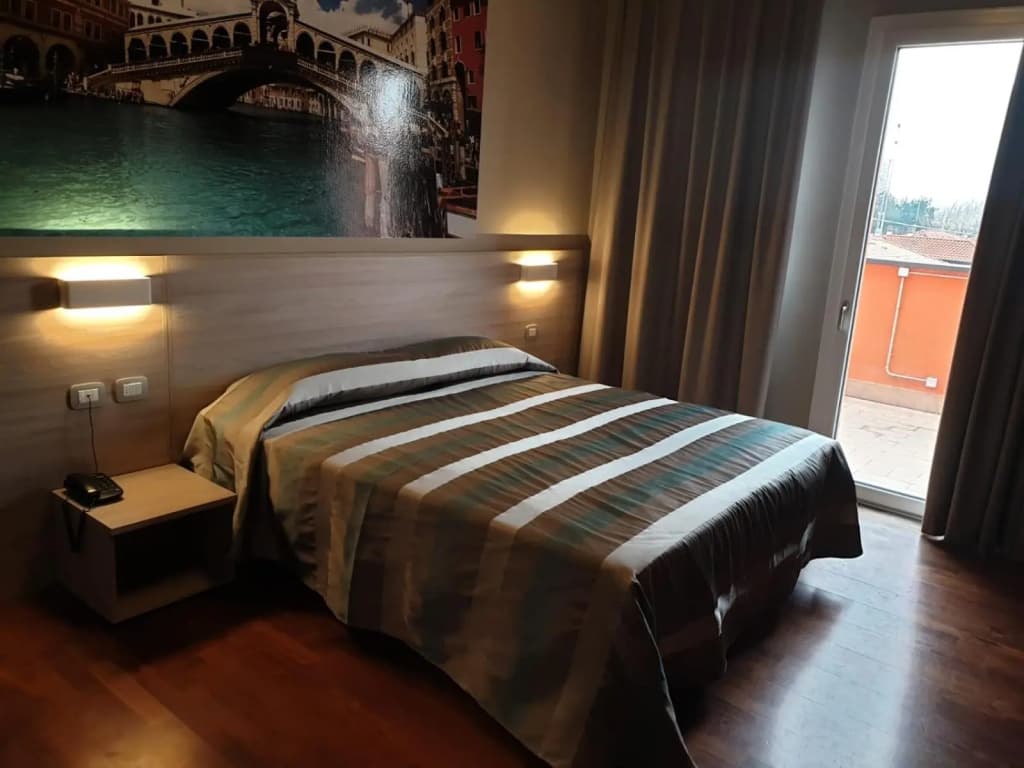 Hotel Altieri - photo 5