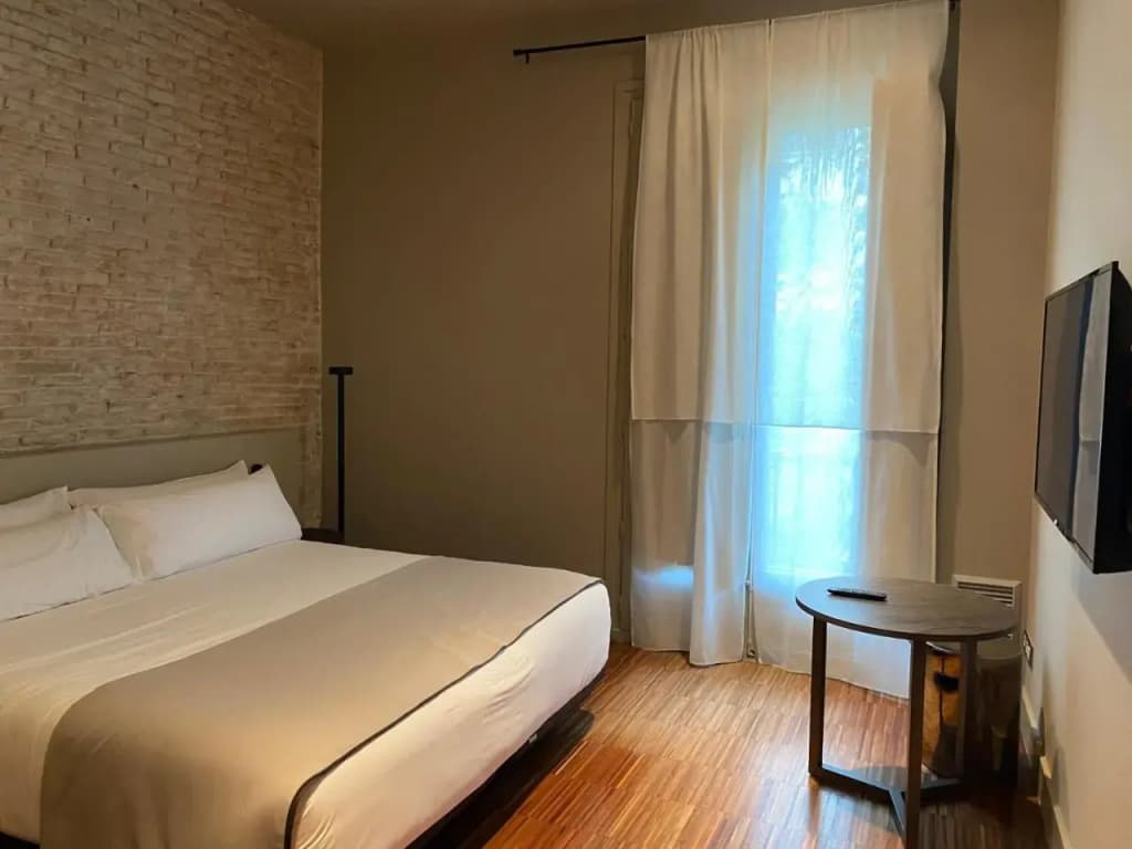 Pau Claris Apartment - photo 3