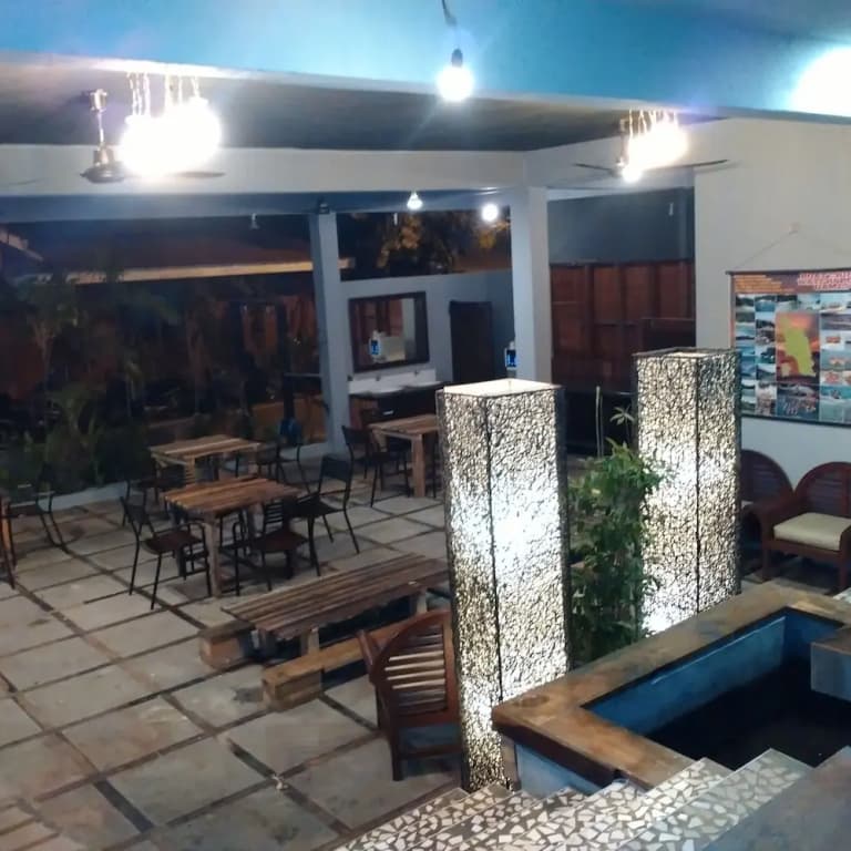 Pavilion Inn Hotel - photo 20
