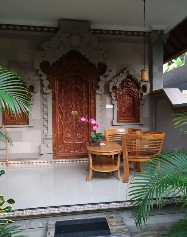 Praety Home Stay - photo 2
