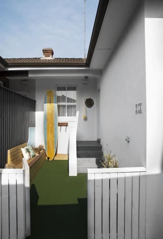 Beach Cottage in Bondi - photo 8