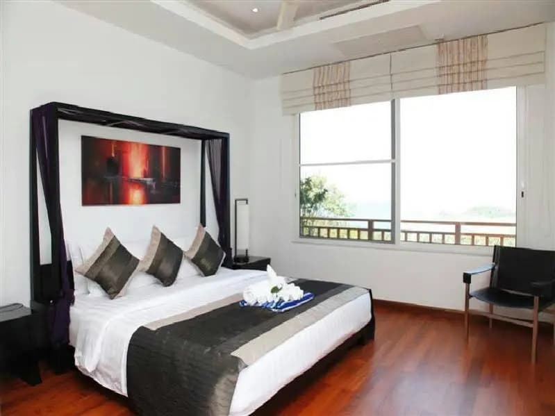 Villa On The Rocks - main photo