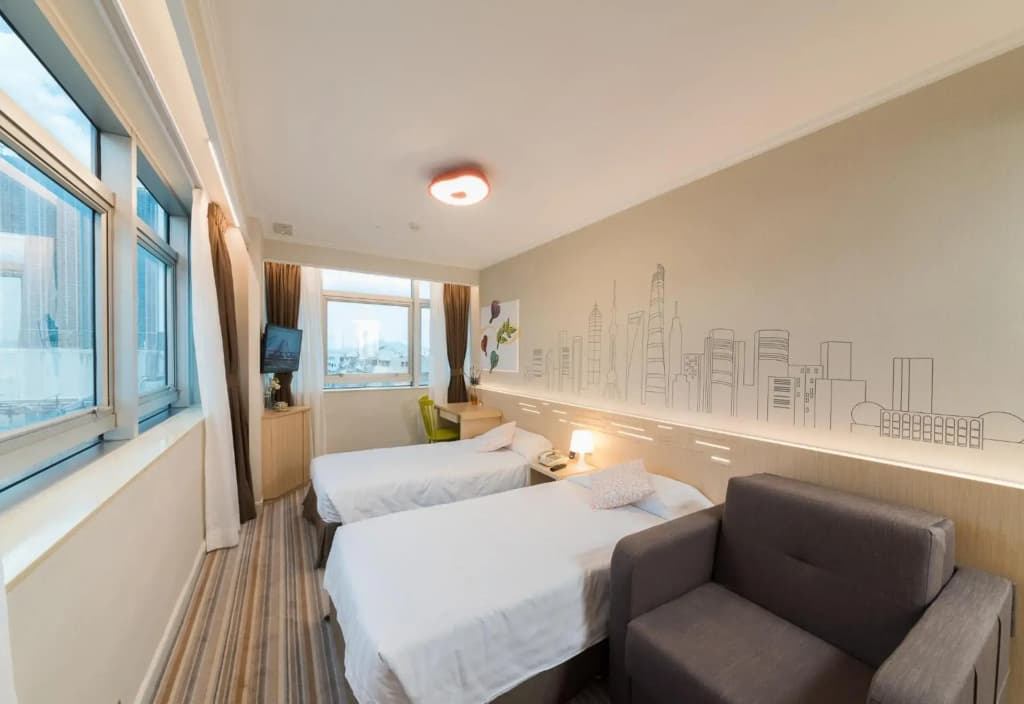 West Hotel - photo 6