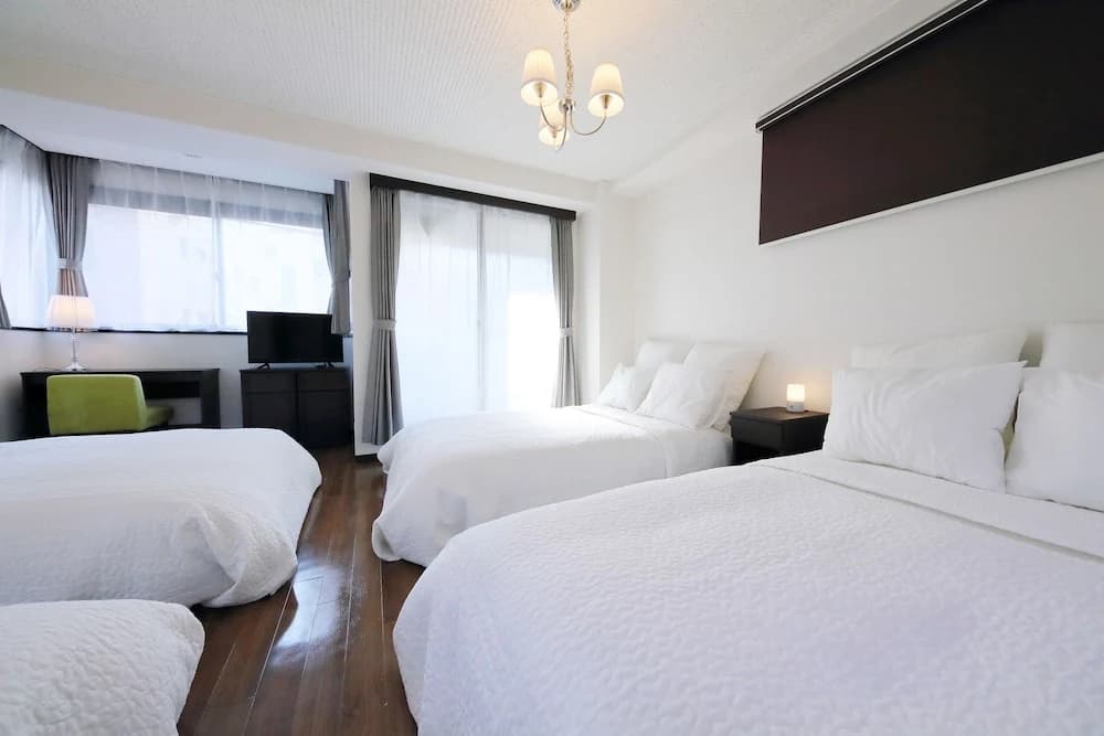 Osaka Namba Rakuraku Hotel - photo 3