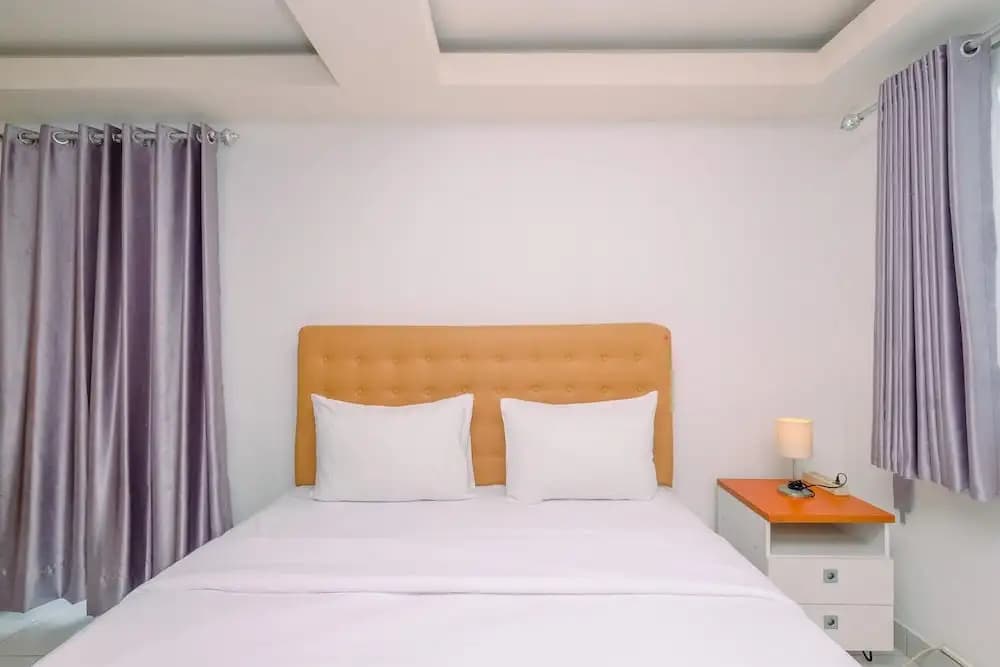 Warm And Comfortable Studio At Amethyst Apartment - main photo