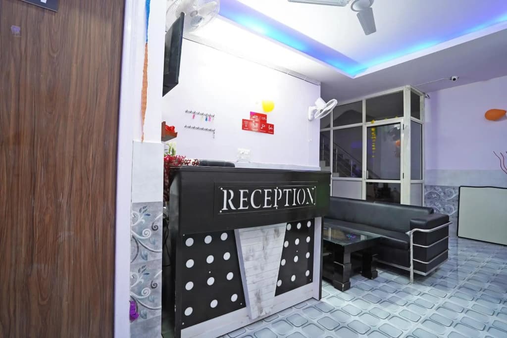 OYO 46441 Five Star Residency - photo 2