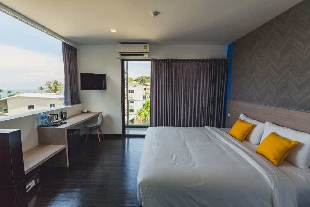 Wake Up Aonang Hotel - photo 6