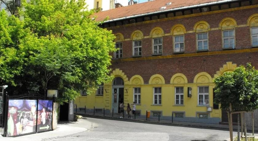 Season Hostel 2 - photo 36