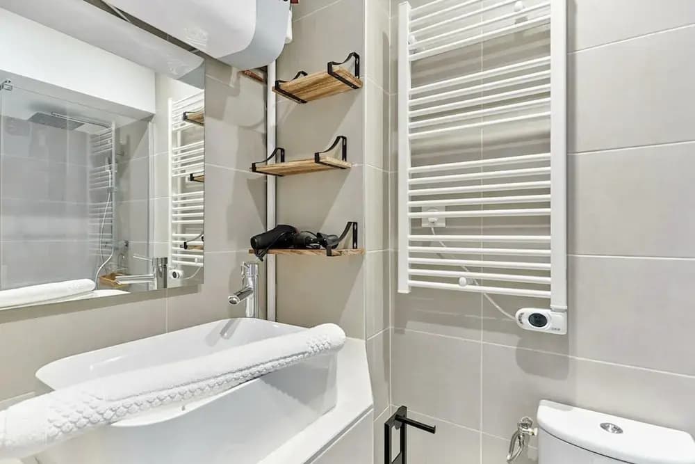 Charming 1 Bedroom Flat Coeur du Marais - photo 6
