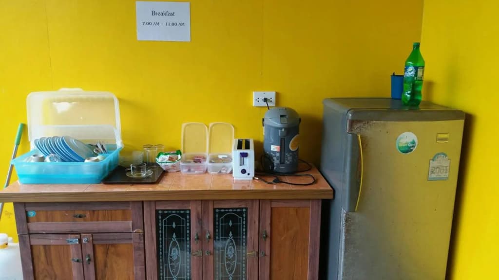 Lanta Long Beach Hostel - photo 25