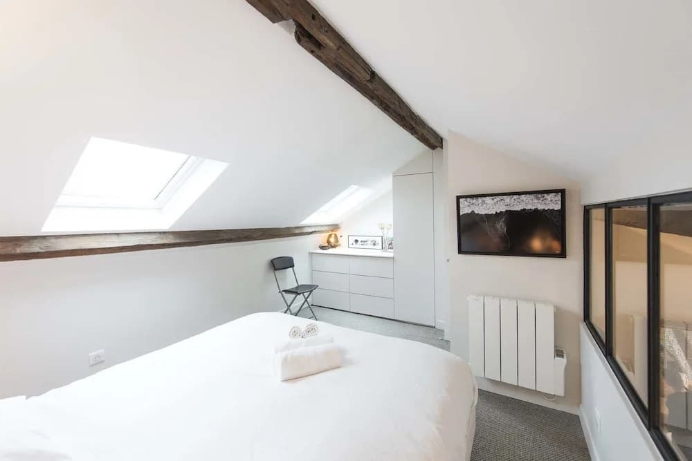 Eiffel Tower Duplex - photo 5