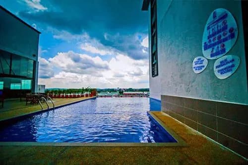 D Hotel Seri Iskandar - photo 12