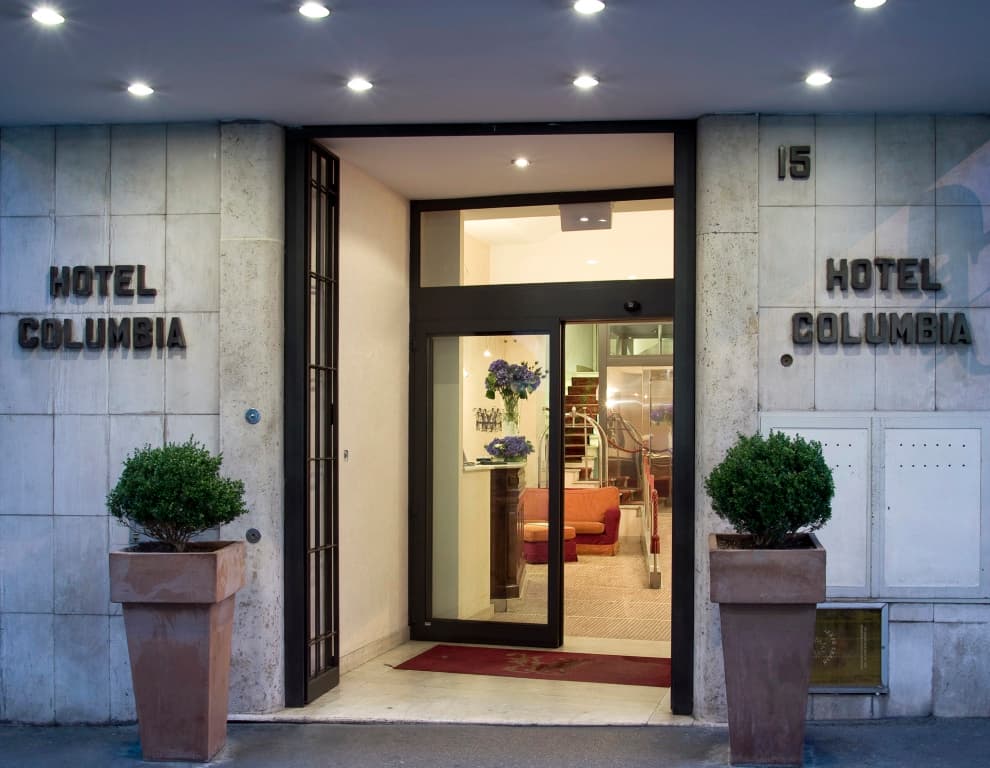 Hotel Columbia - photo 1