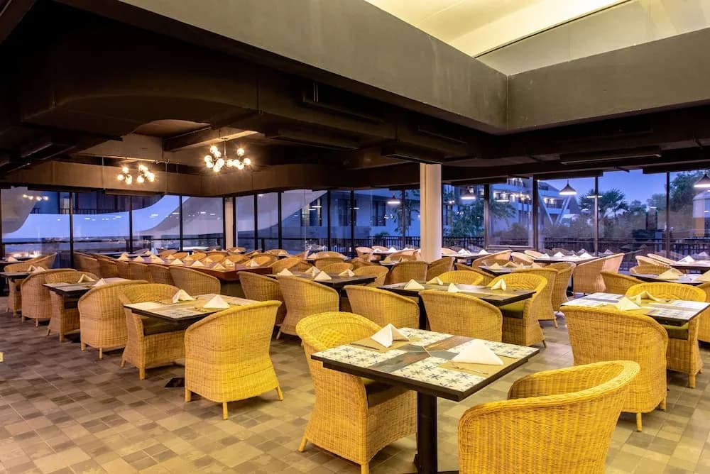 Pacific Premier Resort & Spa - photo 28
