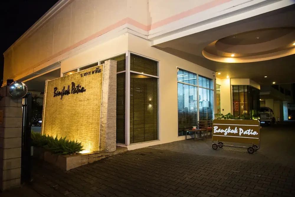 Patio Luxury Suites - photo 1