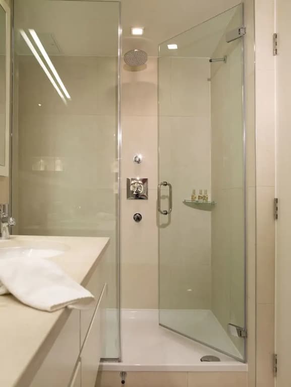 Palace View - Two Bedroom Apartment - photo 10