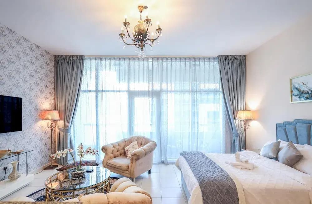 Elite LUX Holiday Homes - Bay Square Luxury Studio in Business Bay Dubai - photo 3