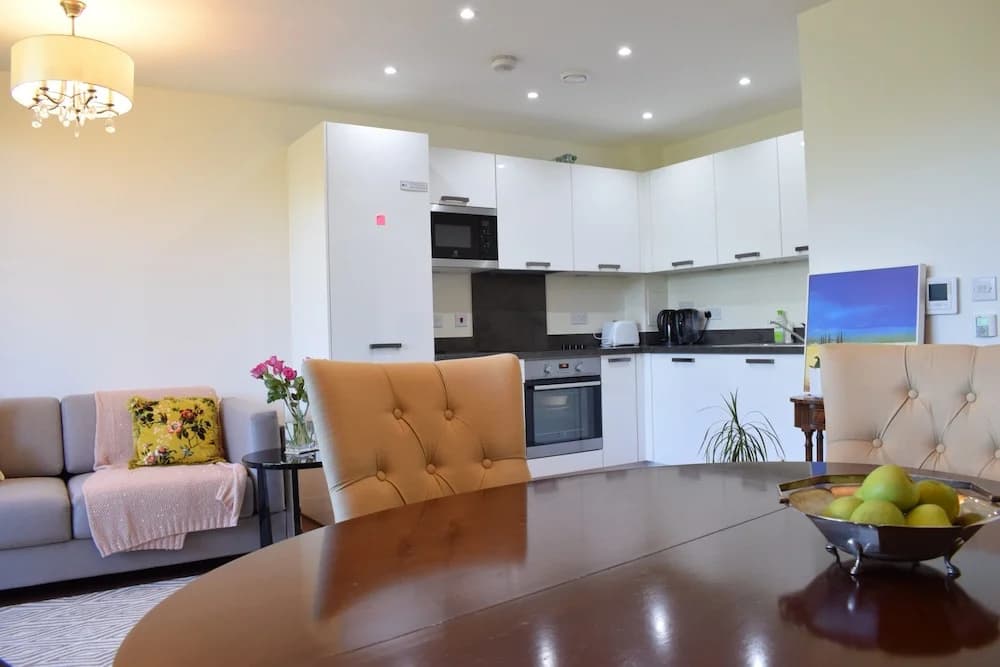 Modern Flat in Canada Water - photo 12