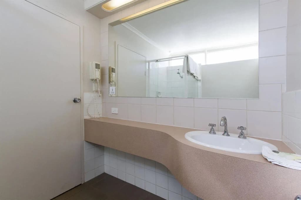 Sunshine Motor Inn - photo 7