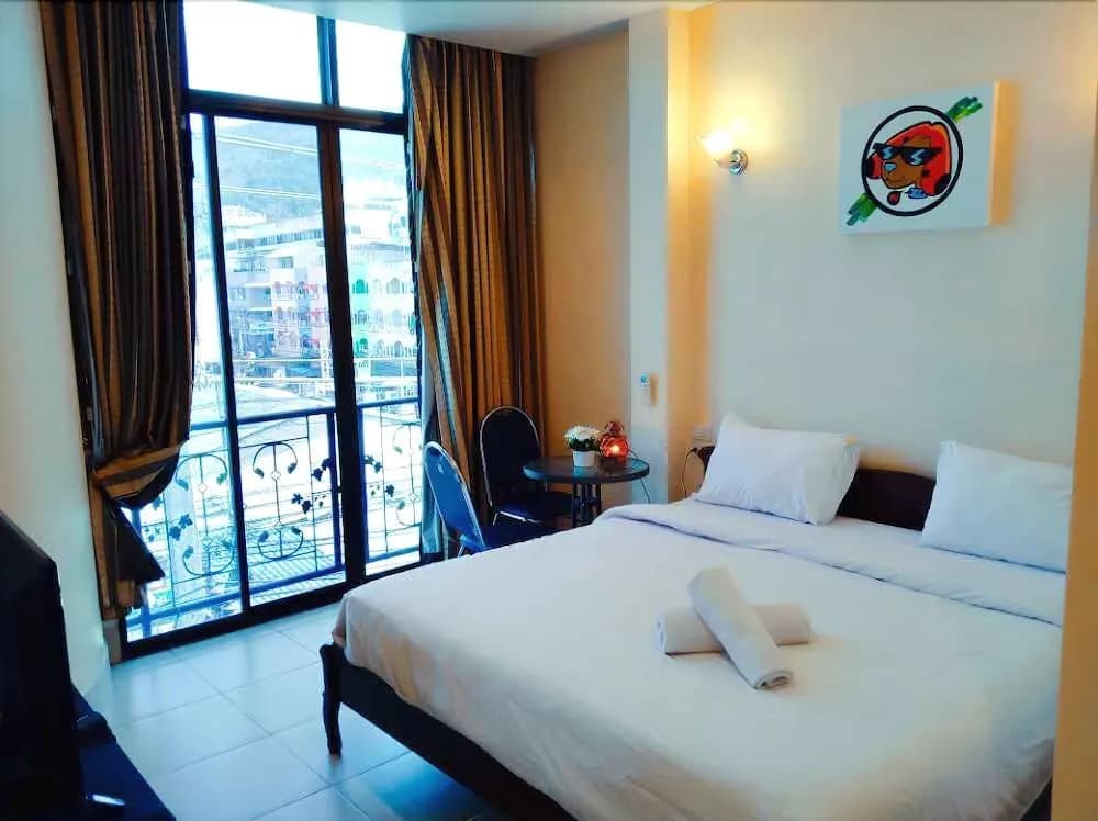 Zodiac Hotel - photo 5